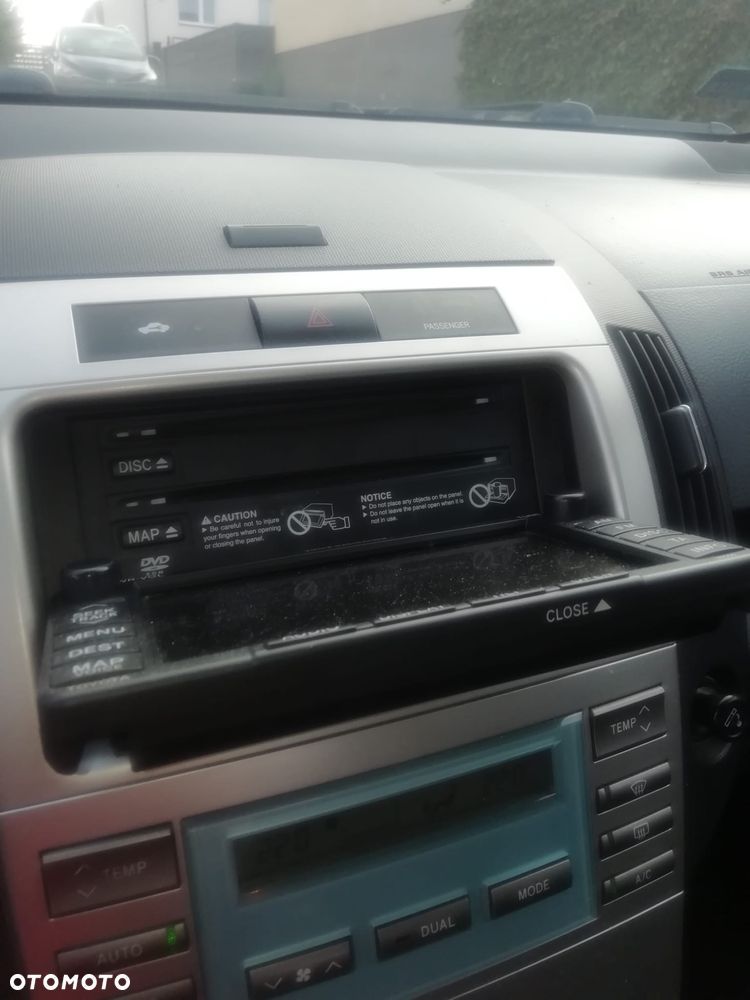 Toyota Corolla Verso - 8