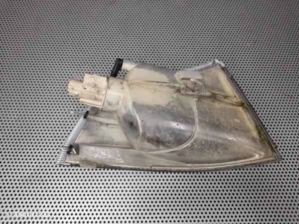 Farolim Pisca Frente Esq Volvo S40 I (644) - 4