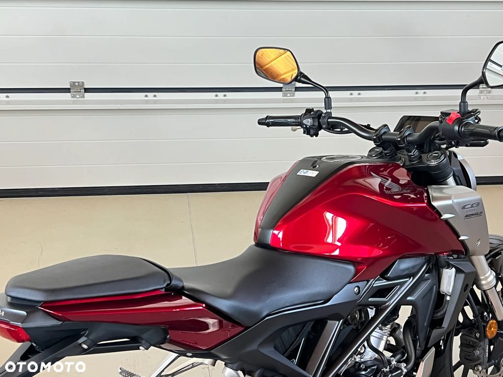 Honda CB - 21