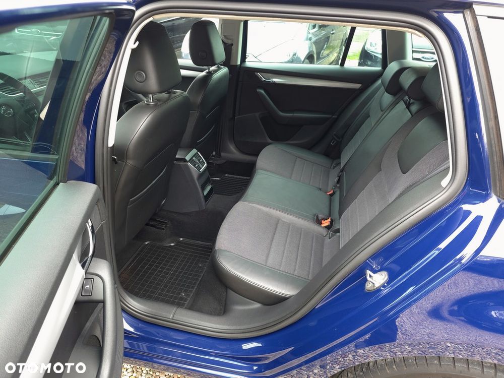 Skoda Octavia 2.0 TDI Elegance - 10
