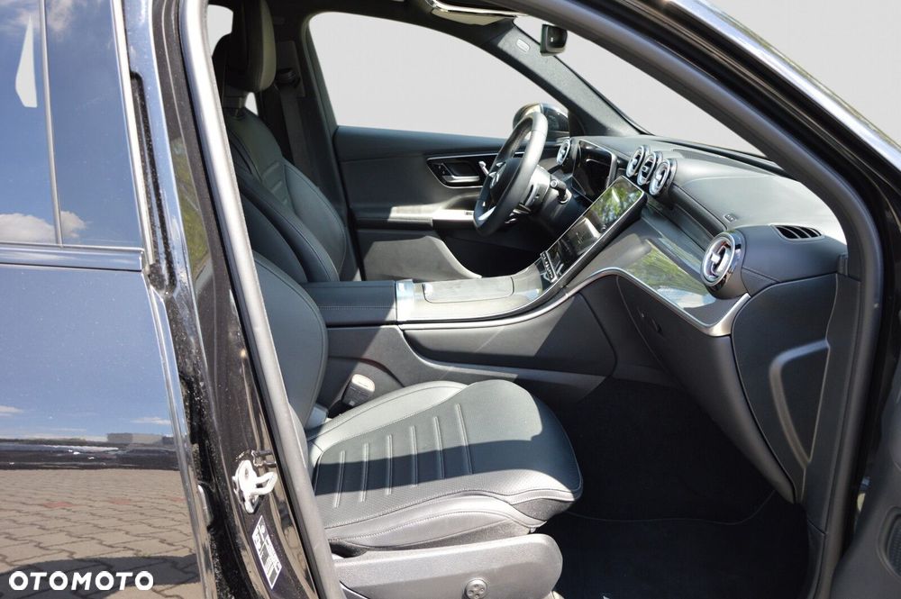 Mercedes-Benz GLC 220 d mHEV 4-Matic AMG Line - 22