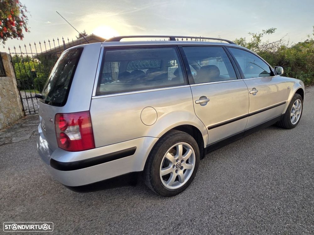 VW Passat Variant 1.9 TDi Confortline - 3