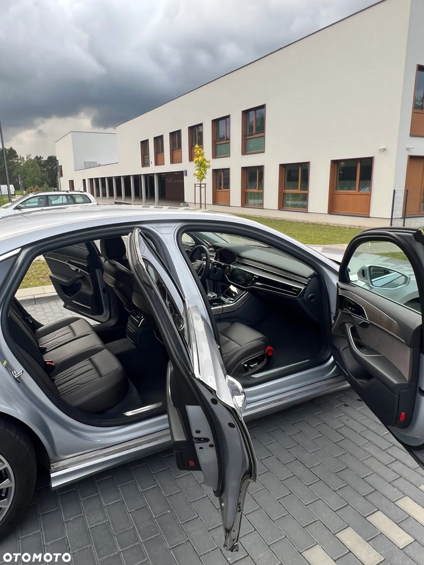 Audi A8 - 9