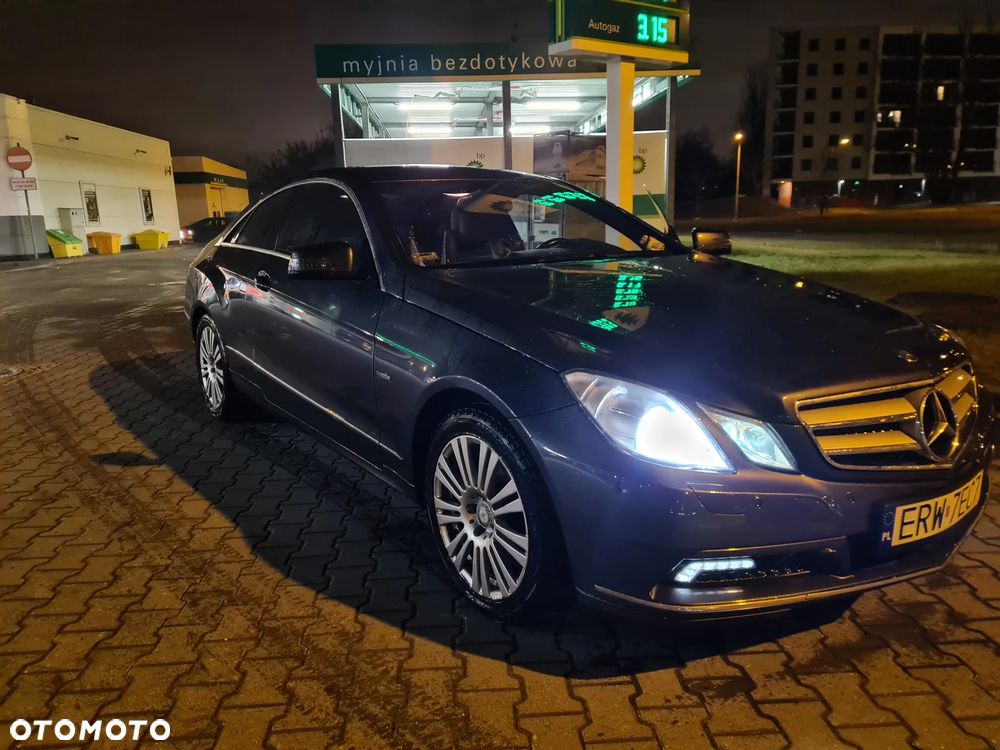 Mercedes-Benz Klasa E 350 CDI BlueEff - 2