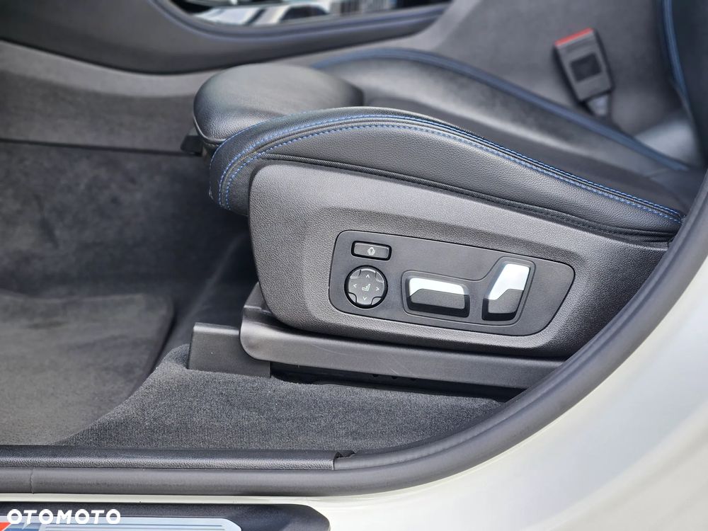 BMW X4 xDrive20i M Sport sport - 25