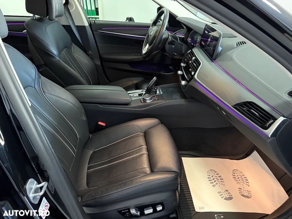 BMW Seria 5 520d xDrive AT MHEV - 19