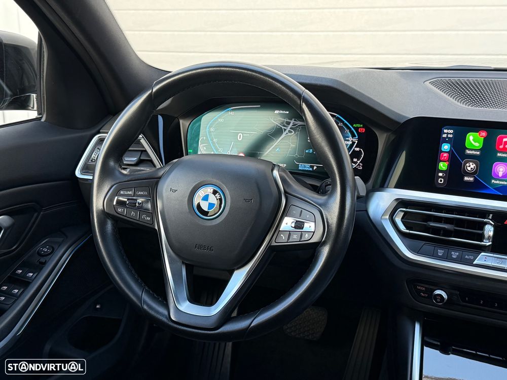 BMW 320 e Line Sport Auto - 13