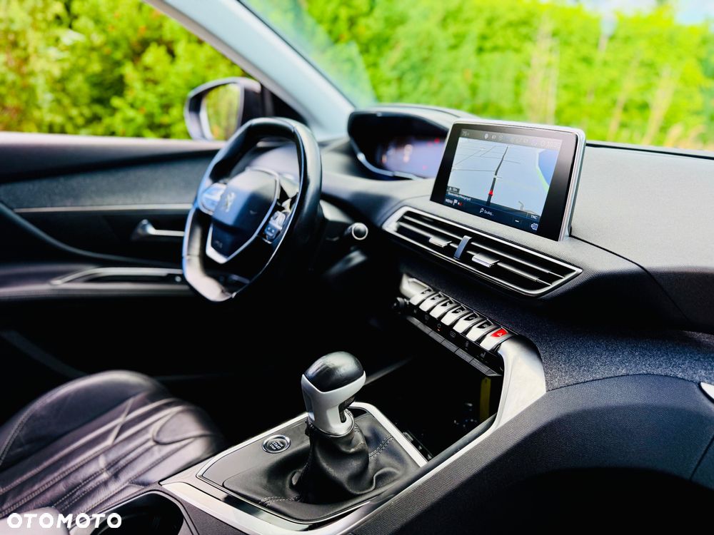Peugeot 5008 1.5 BlueHDi Allure Pack S&S - 16