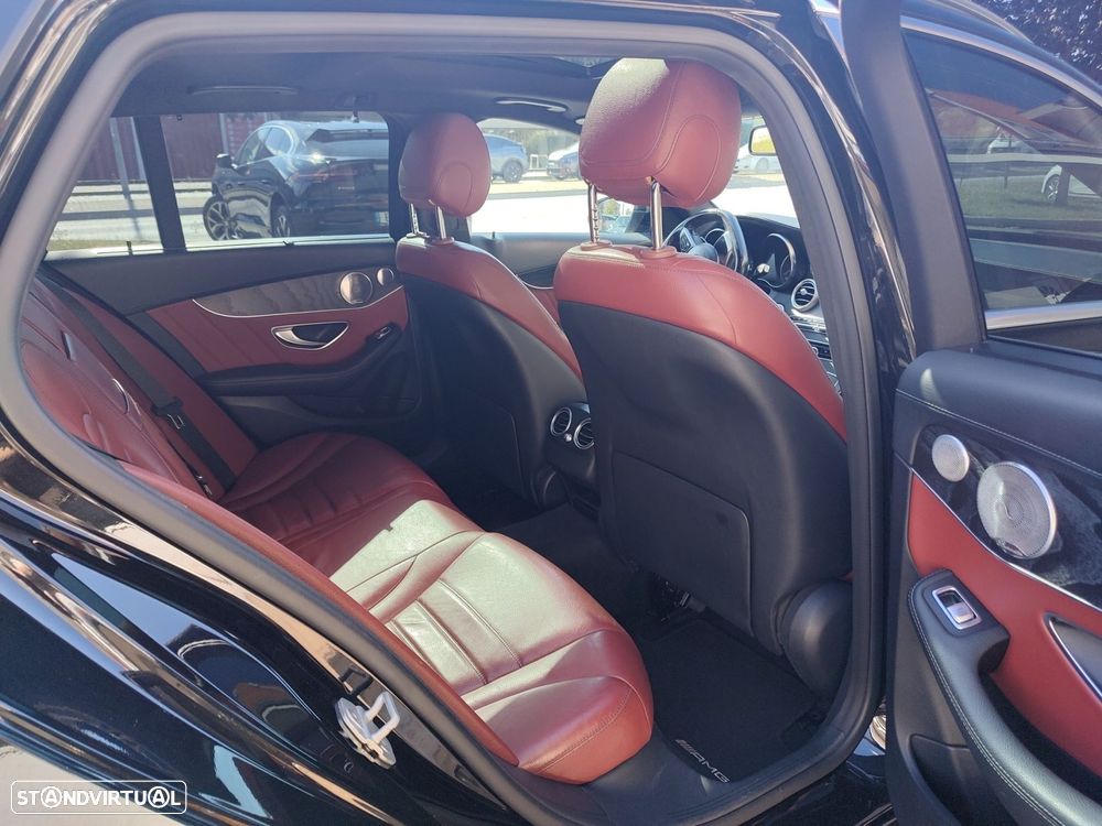 Mercedes-Benz C 300 h AMG Line - 11