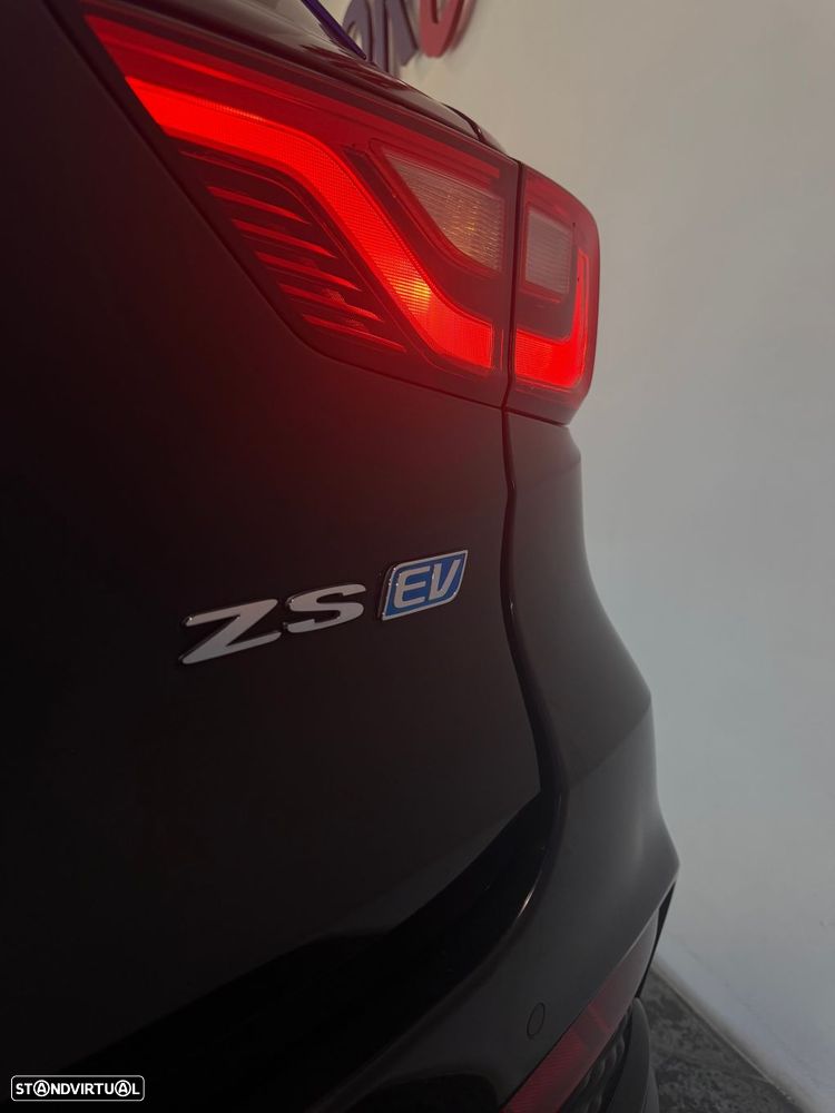 MG ZS EV 44.5 kWh Luxury - 24