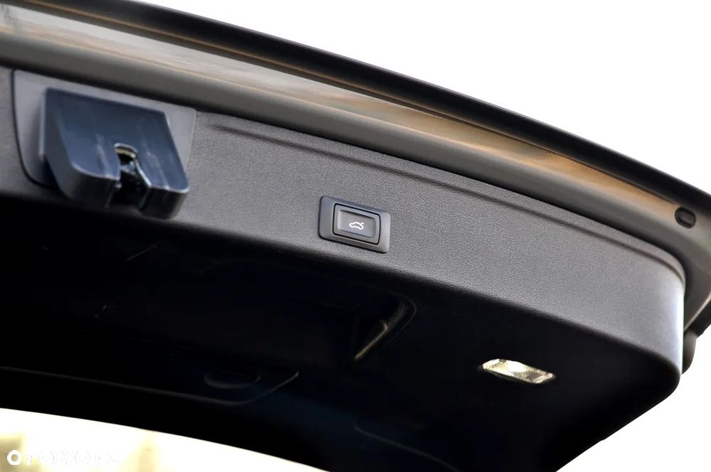 Audi A4 Avant 40 TDI S Line S tronic - 15