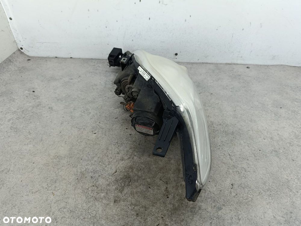 LAMPA PRZÓD PRAWA XENON MAZDA 5 I C235-51030 P5117R  STANLEY - 7