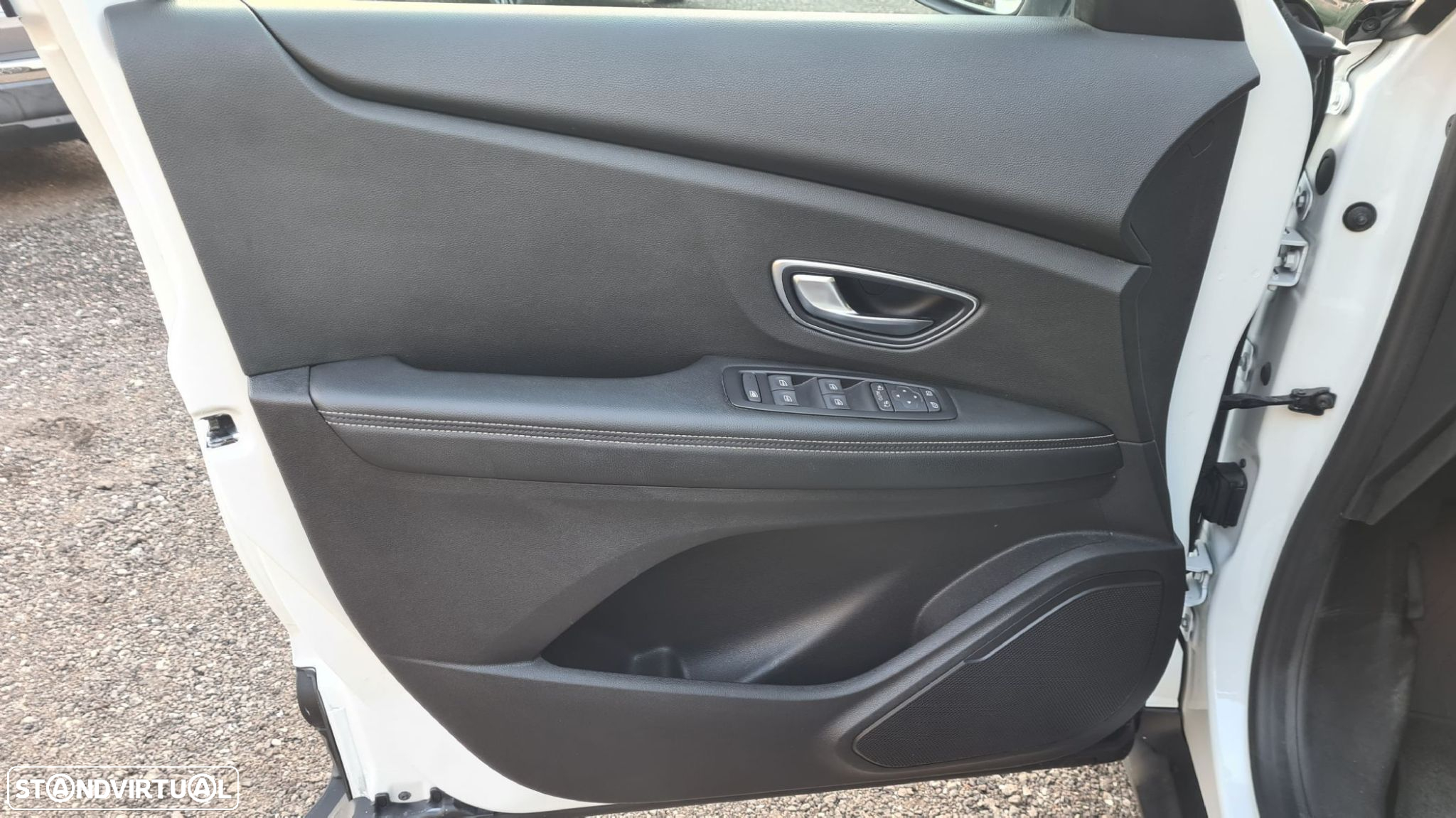 Renault Grand Scénic 1.6 dCi Intens SS - 7
