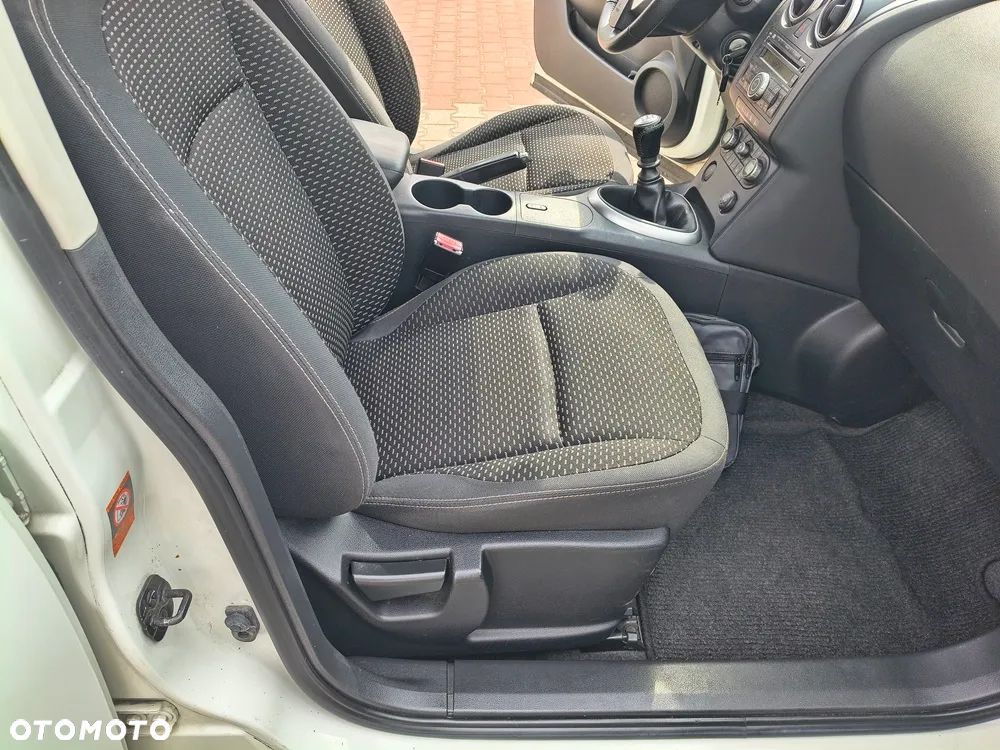 Nissan Qashqai 2.0 Acenta - 23