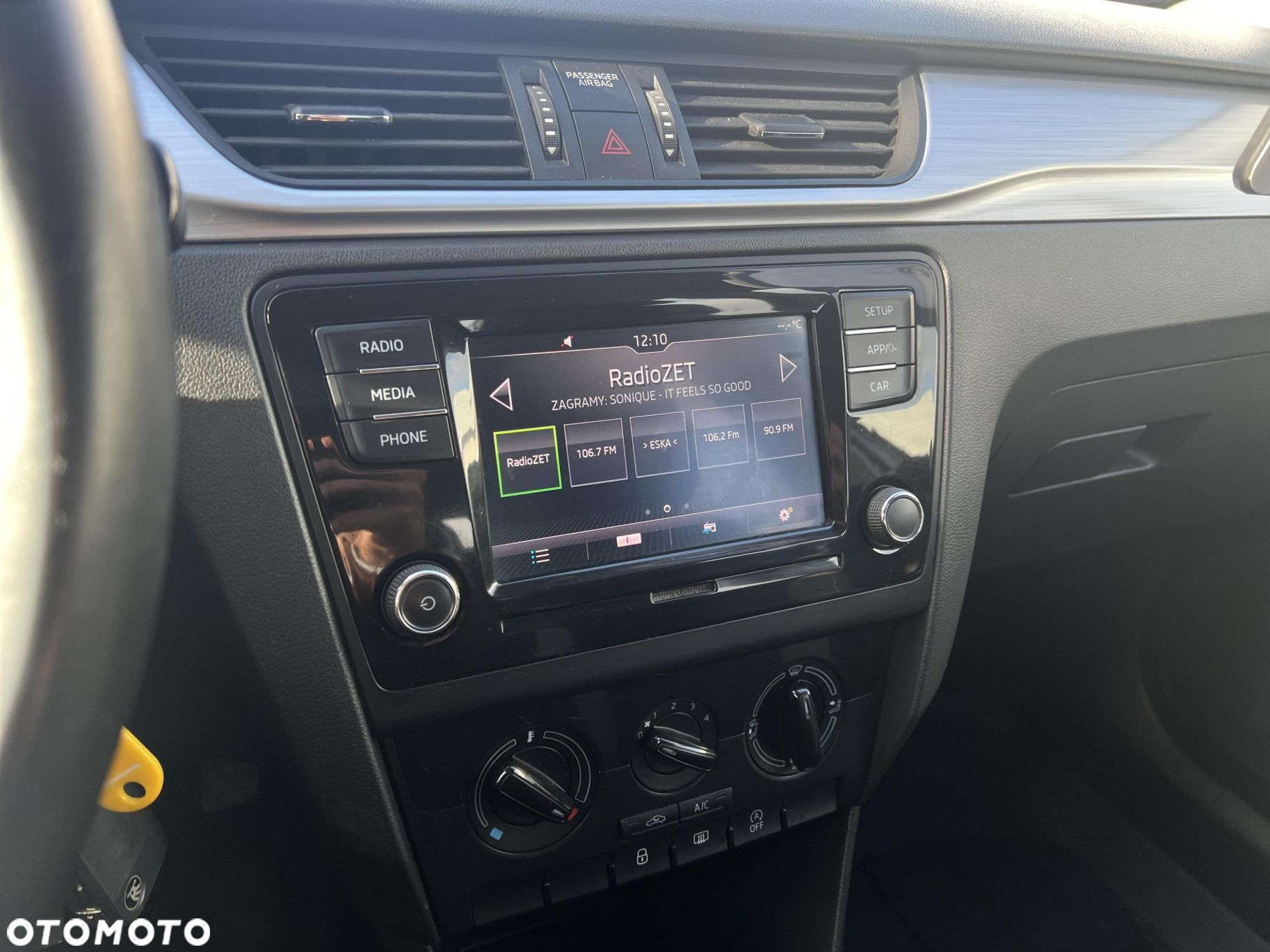 Skoda RAPID 1.0 TSI Style - 18