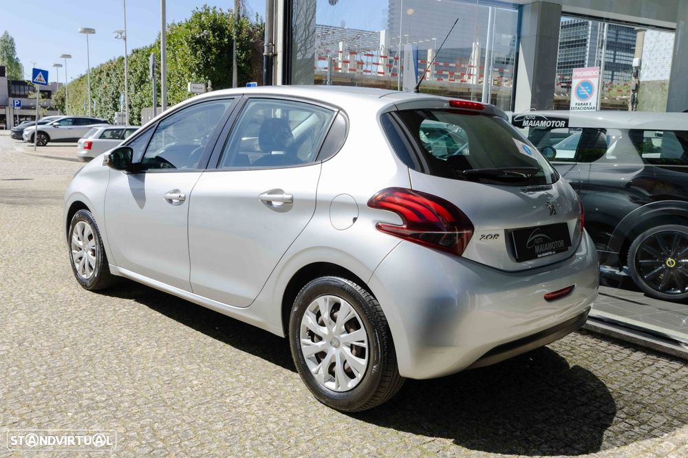 Peugeot 208 1.2 PureTech Active - 17