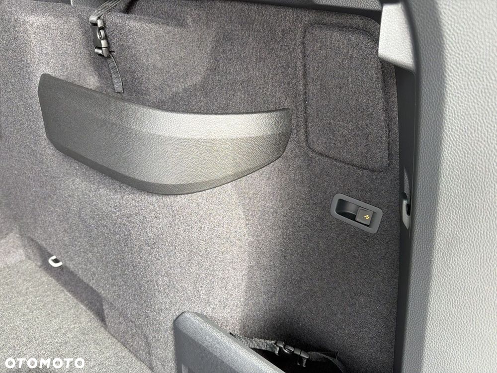 Skoda Karoq 2.0 TSI 4x4 Sportline DSG - 24