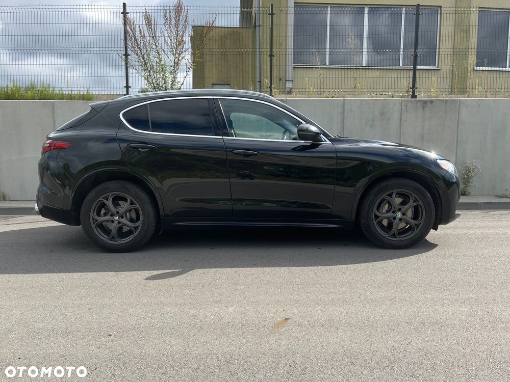Alfa Romeo Stelvio 2.0 Turbo TI Q4 - 12
