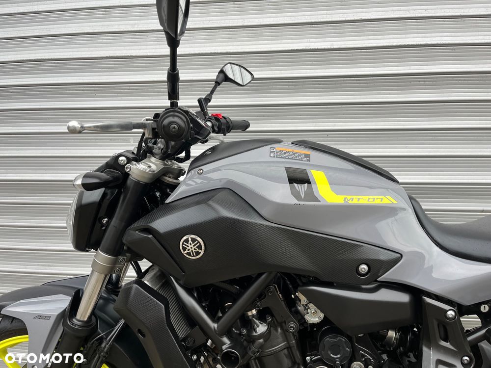 Yamaha MT - 17