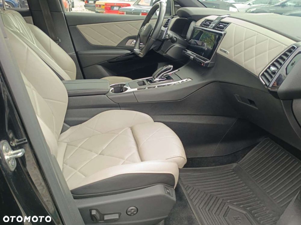 DS Automobiles DS 7 Crossback - 26