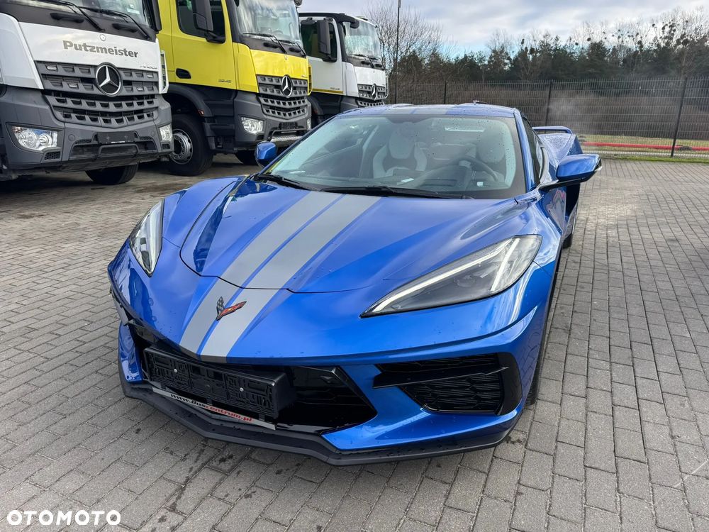 Chevrolet Corvette - 2