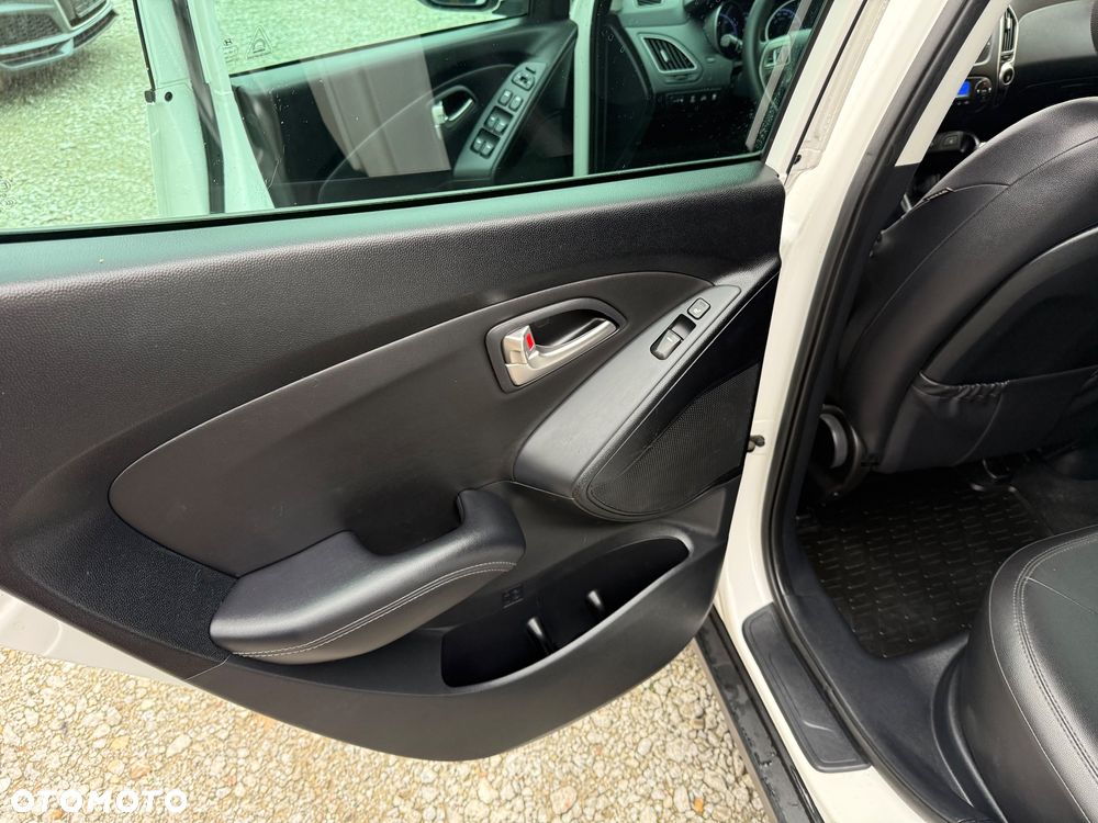 Hyundai ix35 2.0 CRDi 4WD Premium - 24