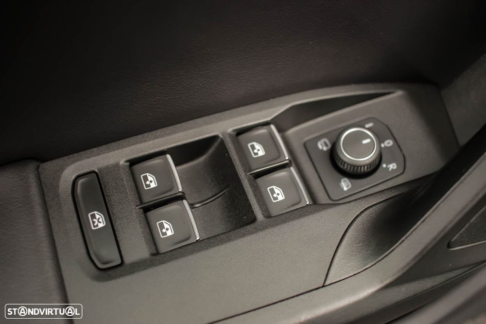 SEAT Leon ST 1.4 e-Hybrid FR DSG - 11