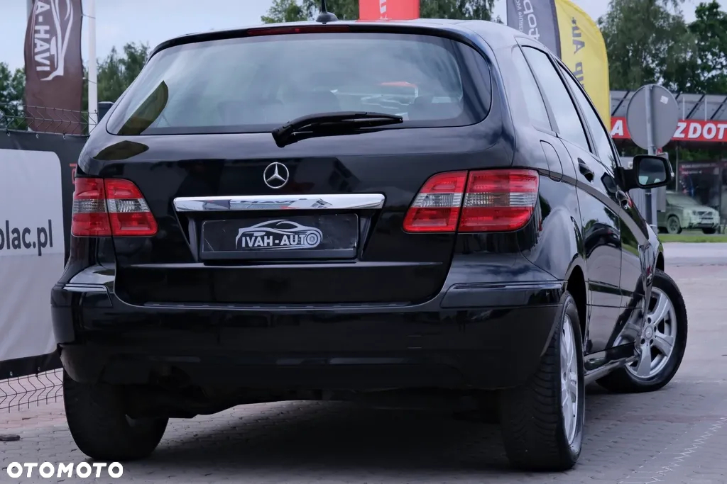 Mercedes-Benz Klasa B 180 BlueEffICIENCY - 11
