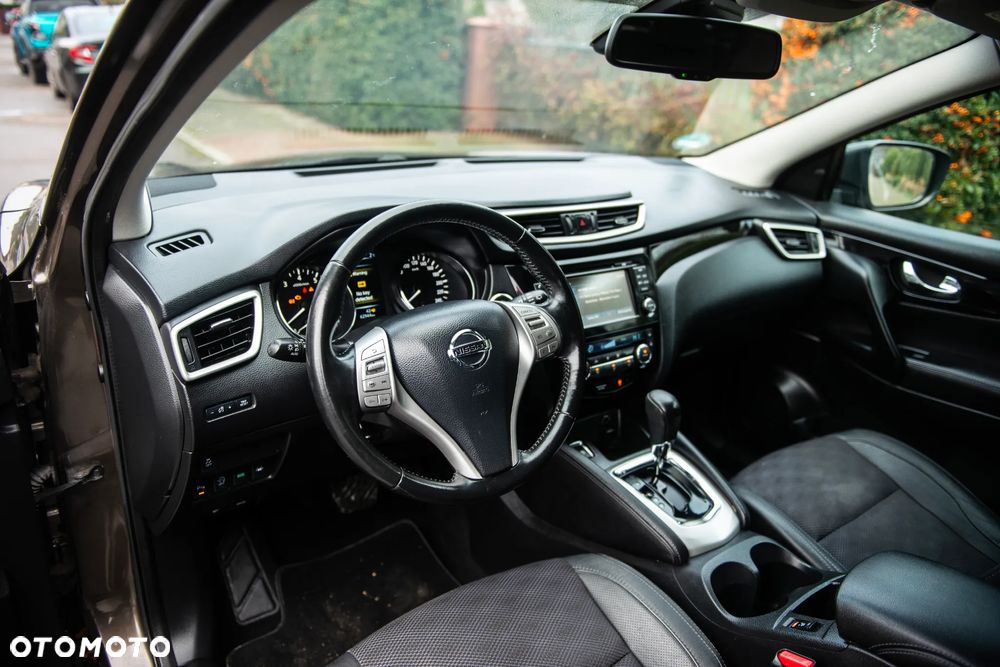 Nissan Qashqai 1.2 DIG-T Xtronic 360 - 19
