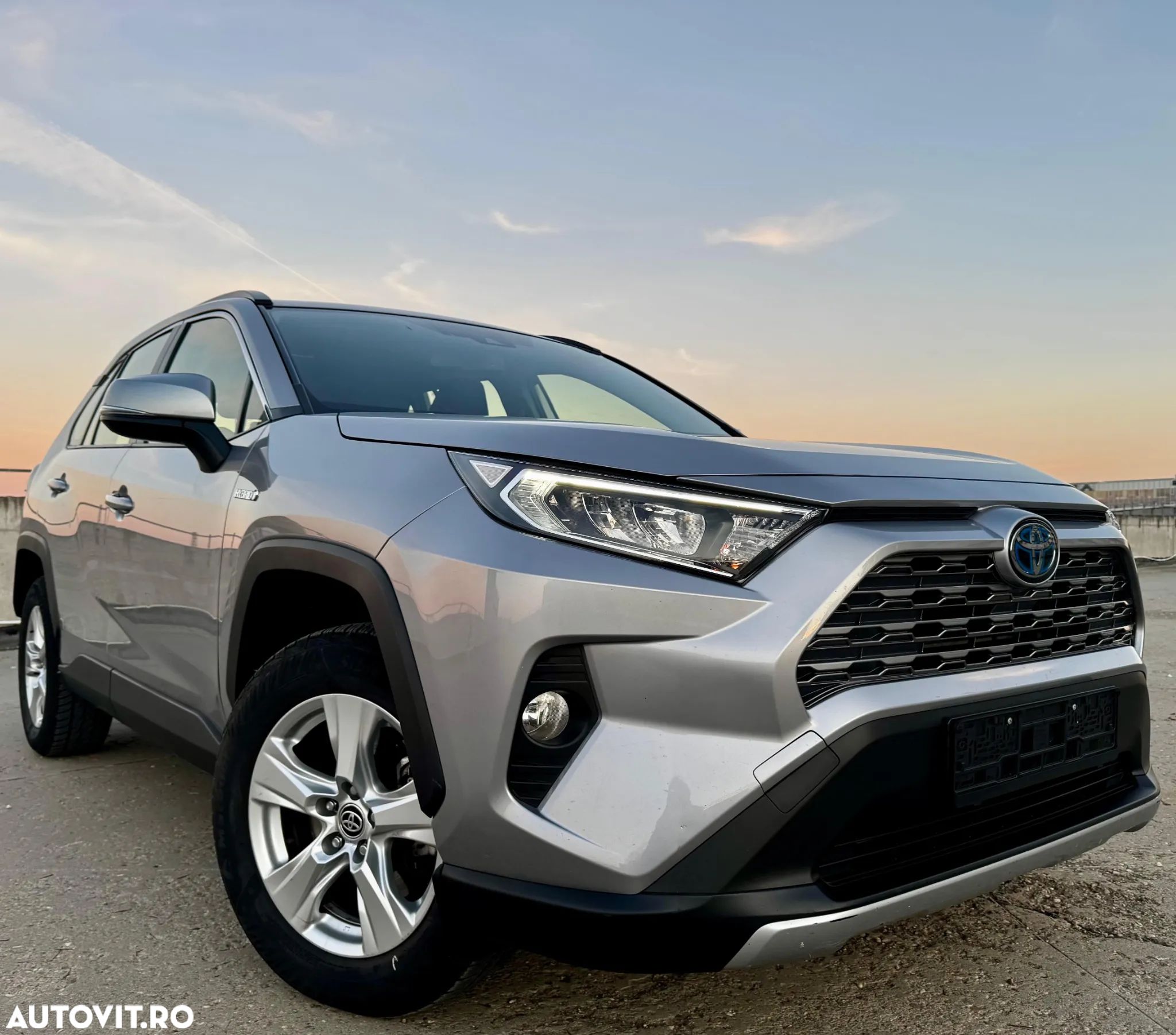 Toyota RAV4 2.5 Hybrid VVT-iE 4x2 Dynamic - 1