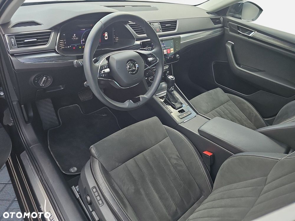 Skoda Superb 2.0 TSI Style DSG - 7