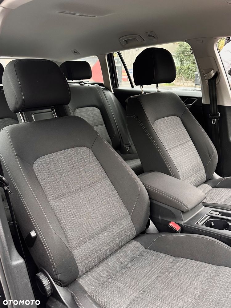 Volkswagen Passat 2.0 TDI SCR Business DSG - 14