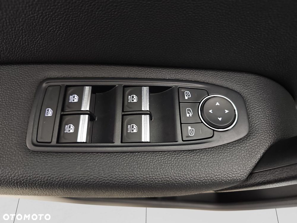 Renault Captur 1.3 TCe mHEV Techno EDC - 11