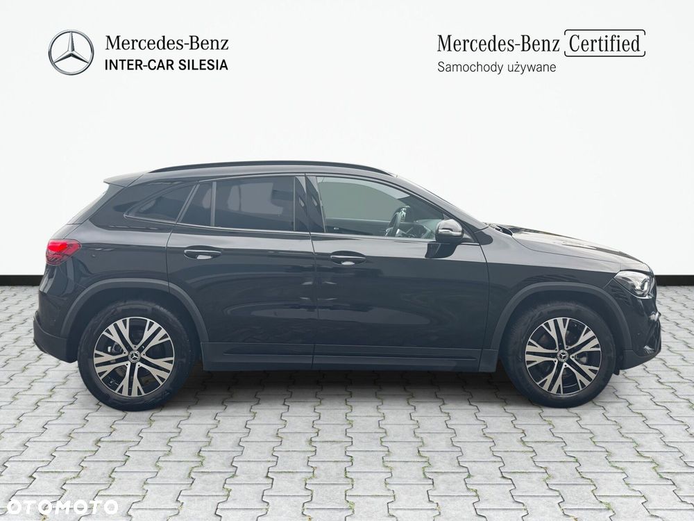 Mercedes-Benz GLA - 5