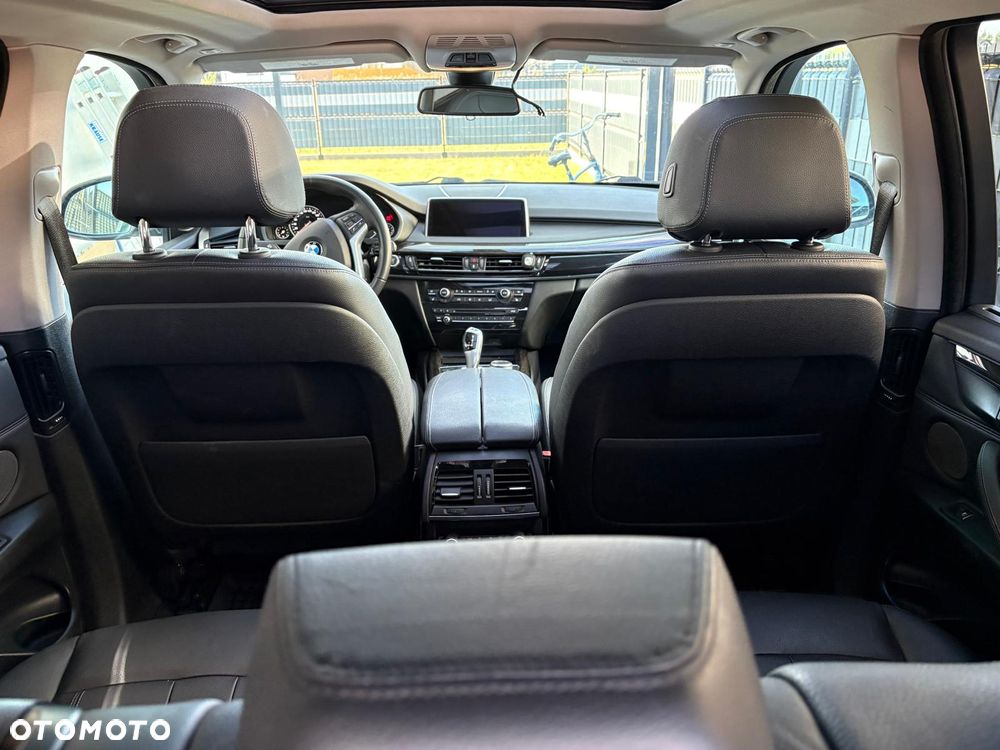 BMW X5 xDrive35i - 30