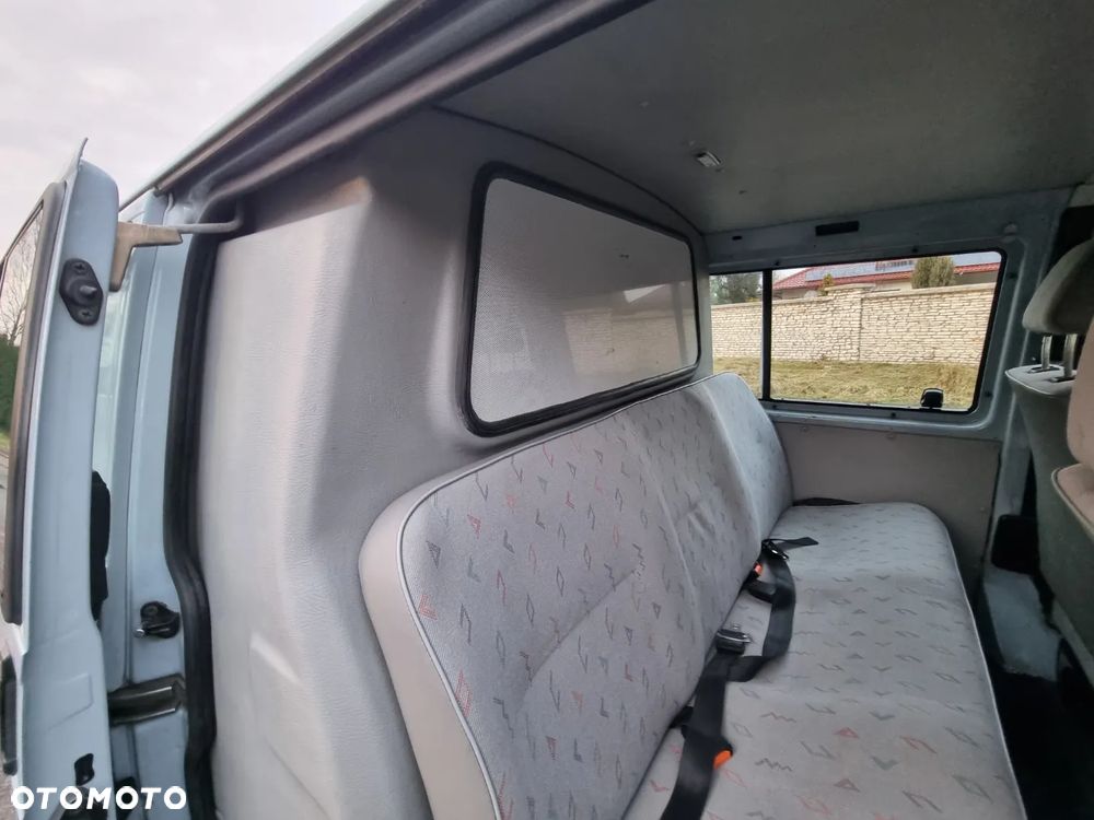 Volkswagen Transporter Mixt - 14