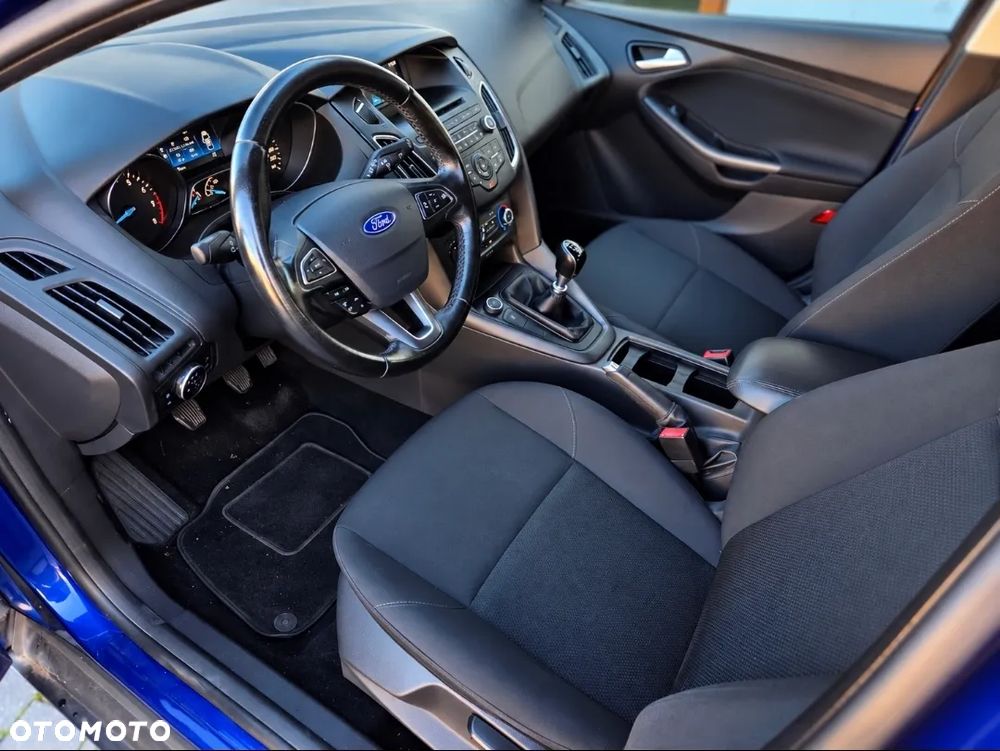 Ford Focus 1.5 EcoBoost Titanium ASS - 11