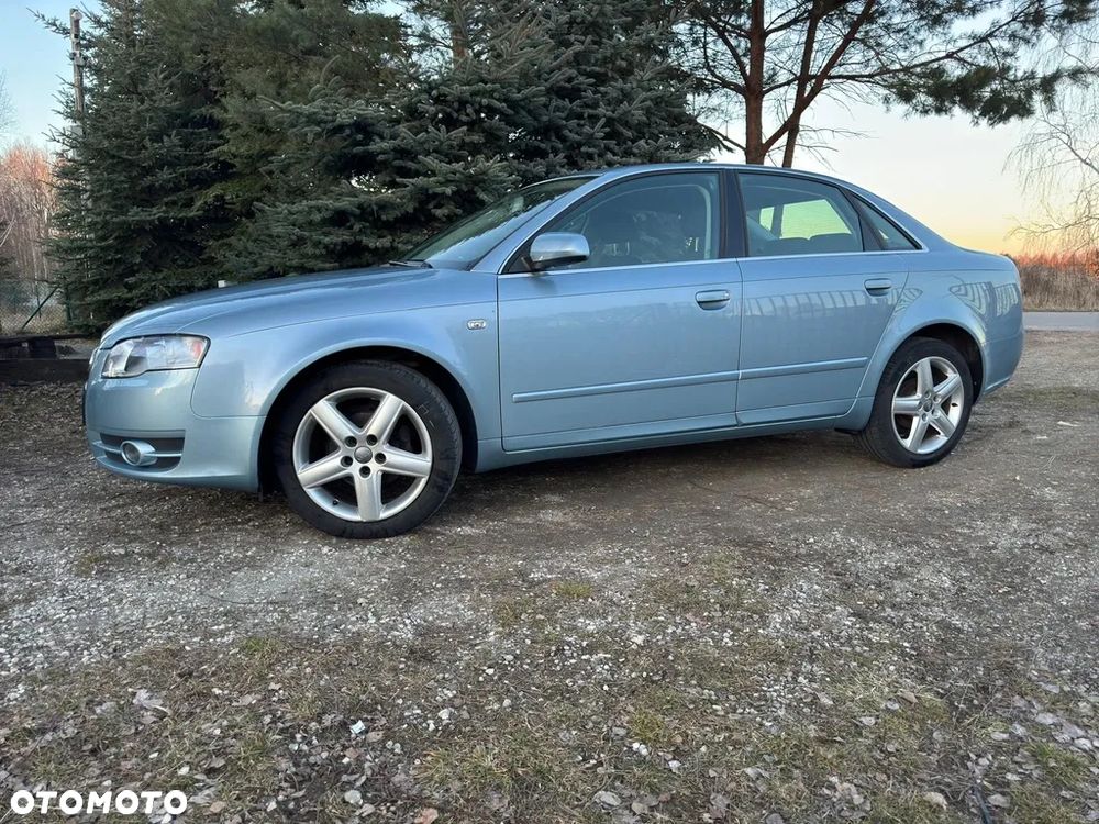 Audi A4 Limousine - 22