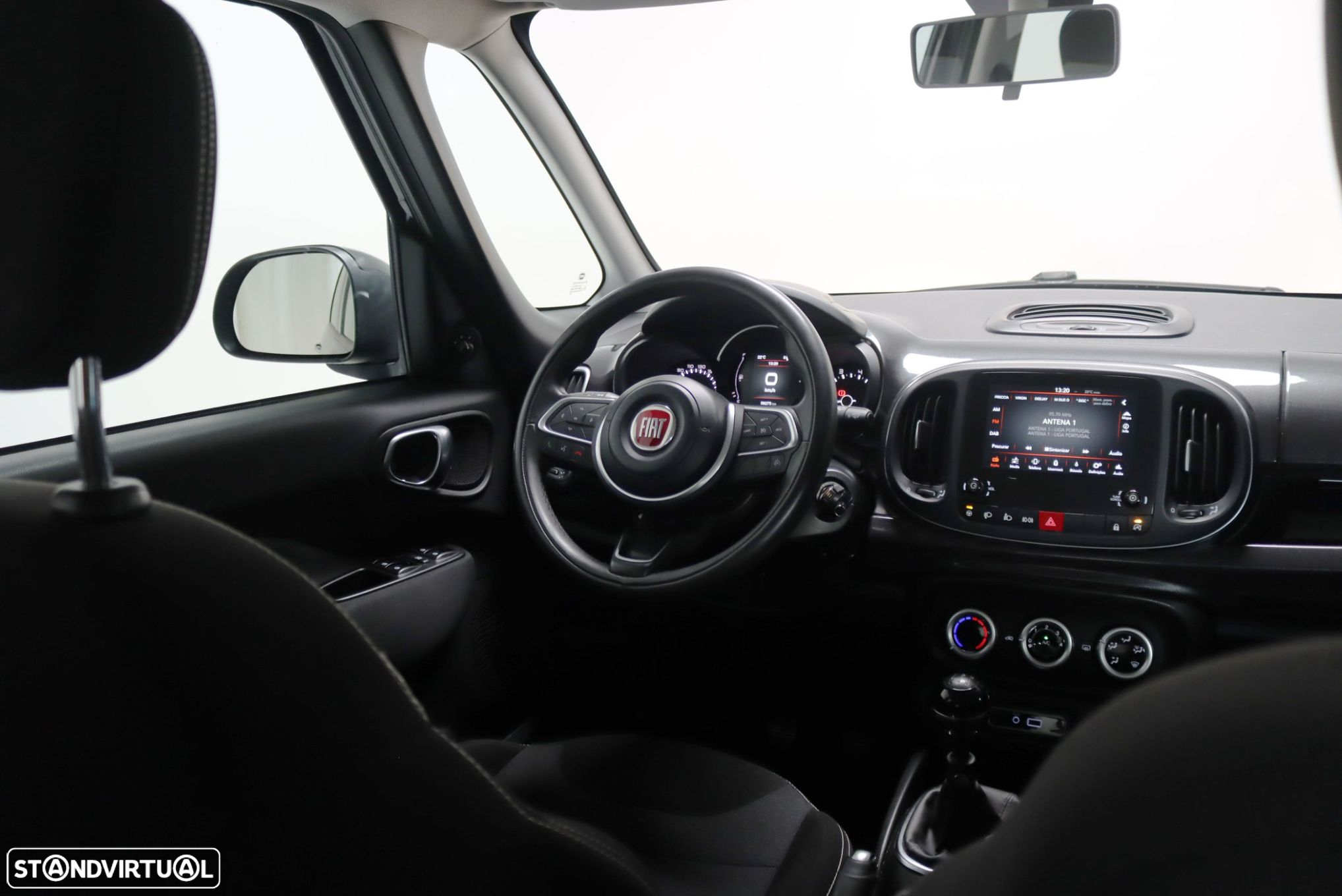Fiat 500L 1.3 MJ Urban - 23