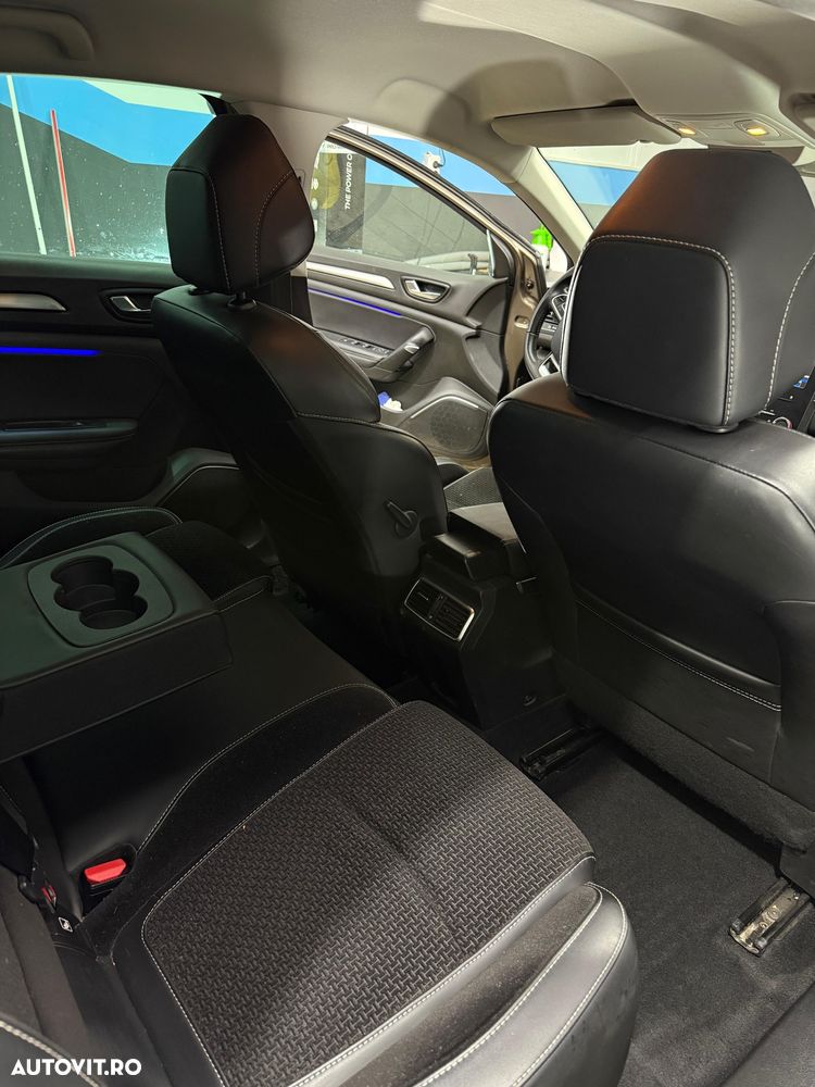 Renault Megane TCe 140 GPF Intens - 4