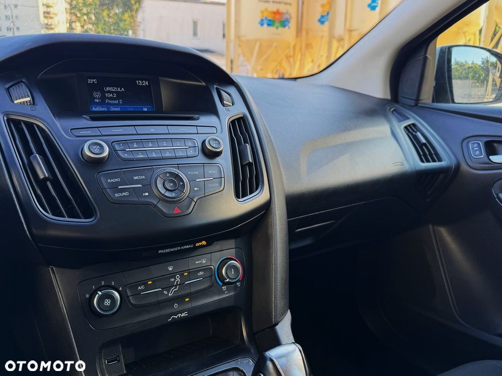 Ford Focus - 21