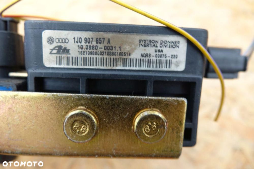 CZUJNIK PRZYSPIESZENIA SENSOR ESP VW VOLKSWAGEN GOLF IV 4  1J0907657A - 2