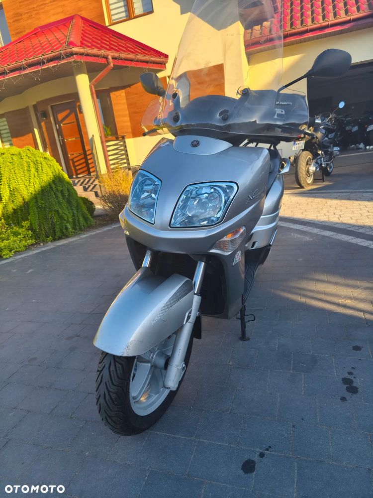 Yamaha X-max - 3