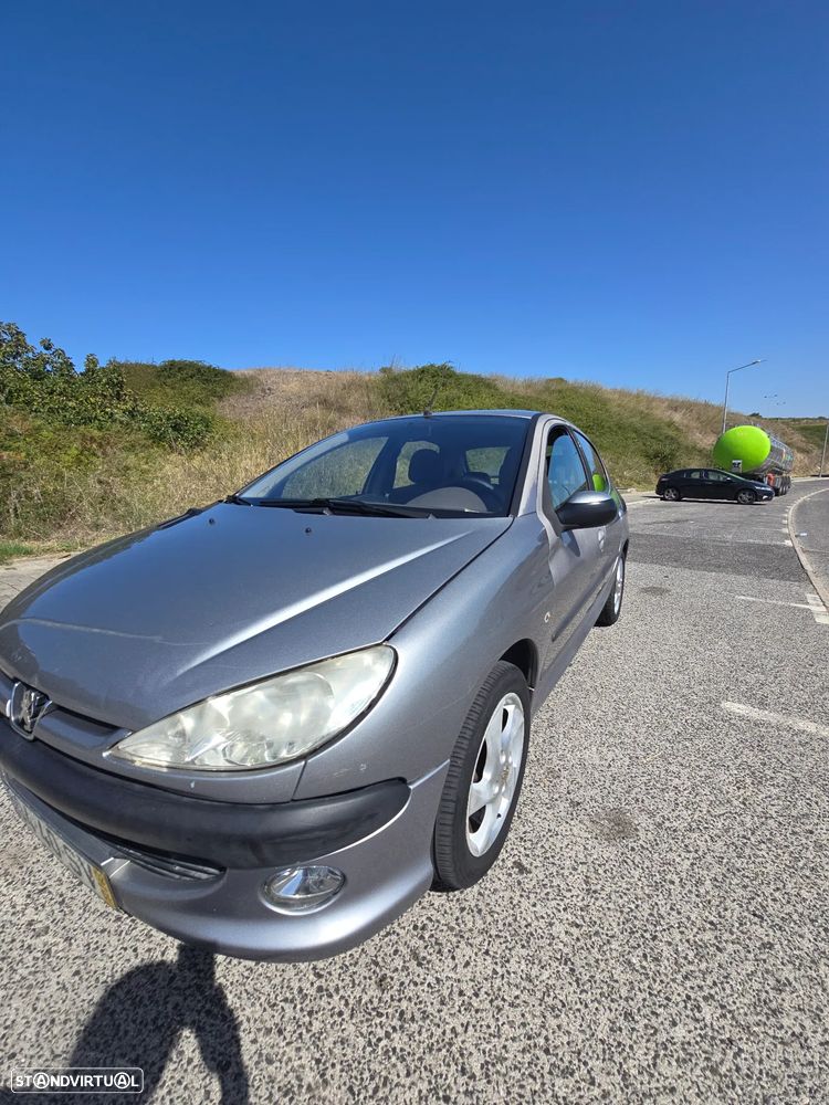 Peugeot 206 1.1 Color Line - 7