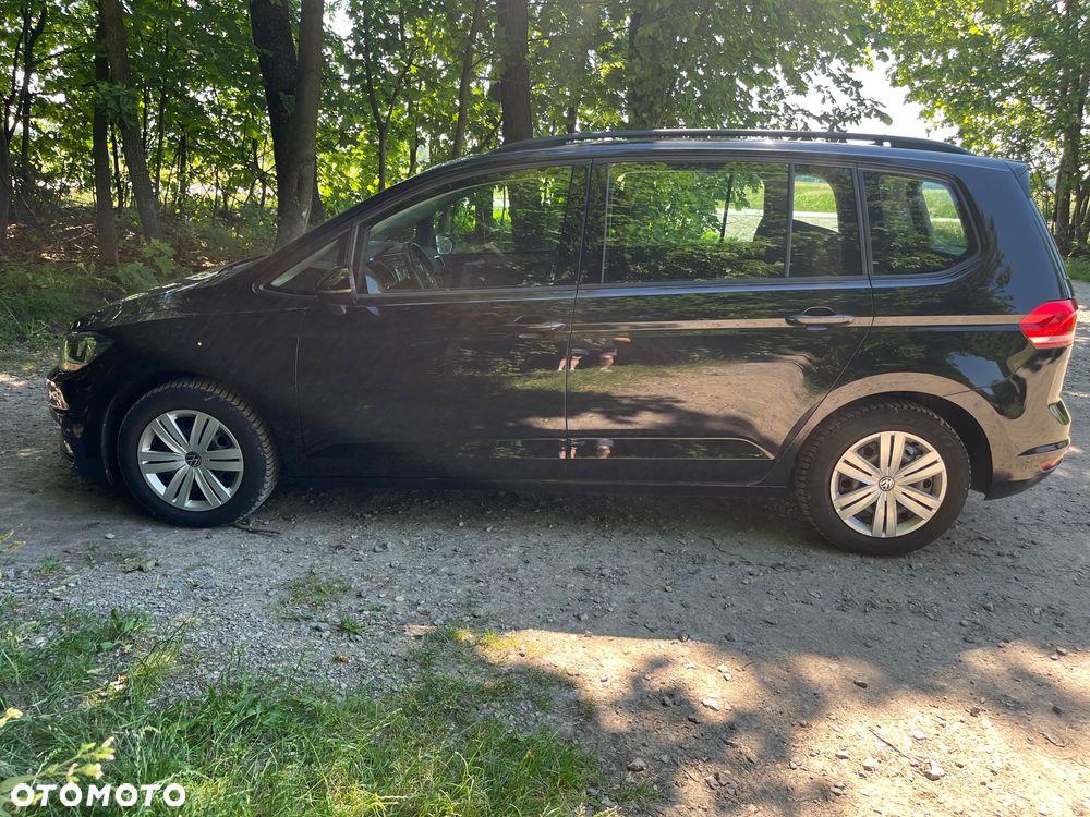 Volkswagen Touran - 5