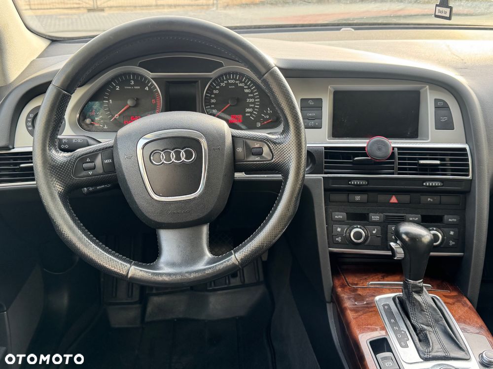 Audi A6 Allroad - 27