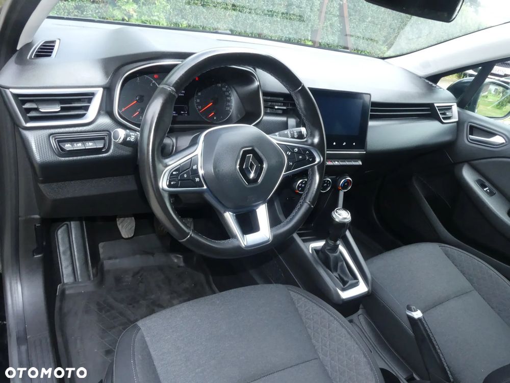 Renault Clio - 6