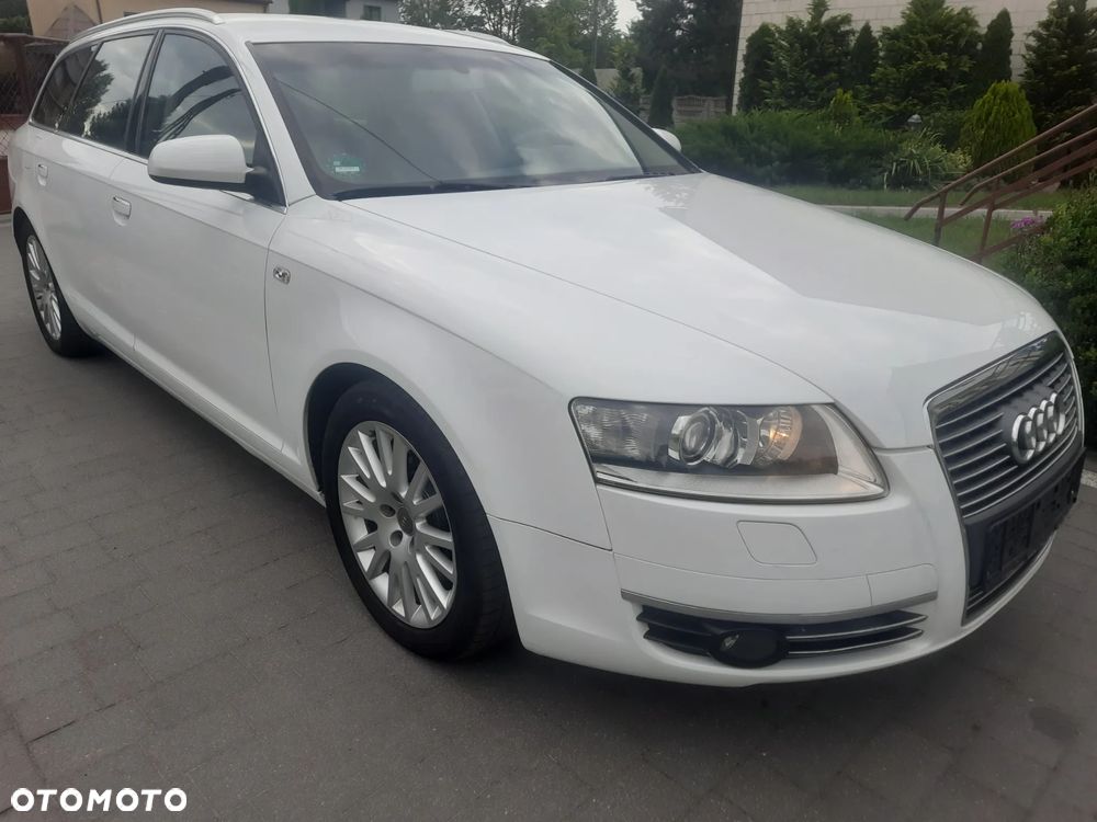 Audi A6 Avant - 1