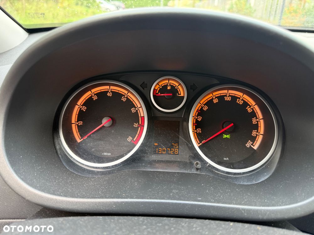 Opel Corsa 1.4 16V EcoFLEX Start-Stop 150 Jahre - 13
