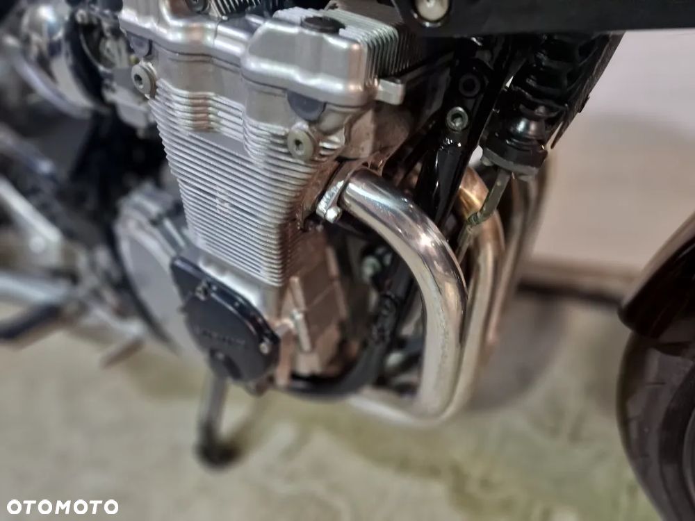 Suzuki Bandit - 22